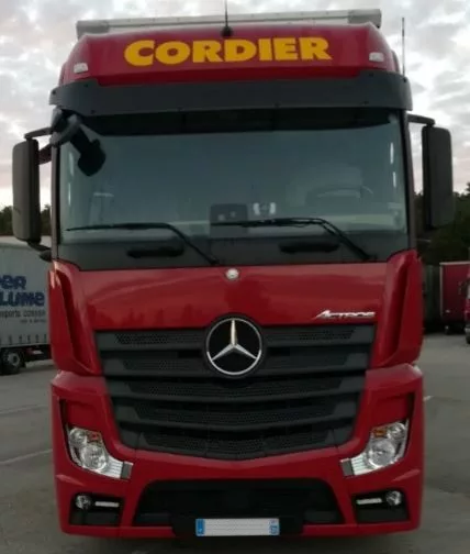 Hyper Volume Transports Cordier Photos 144