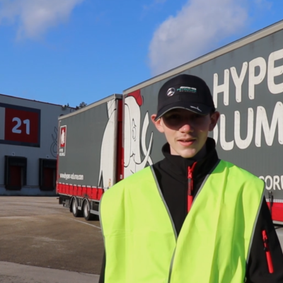 Retour d’expérience – Florian, conducteur routier à 18 ans